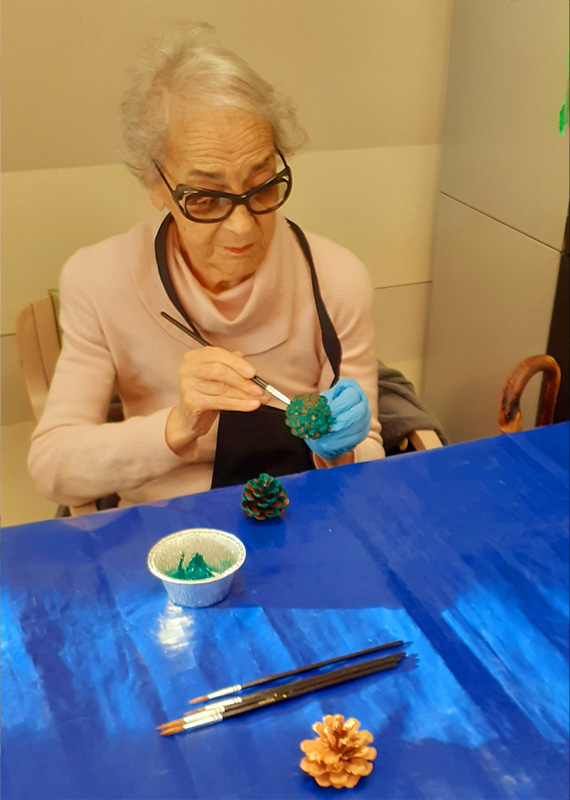 Laboratorio artistico alberelli Natale